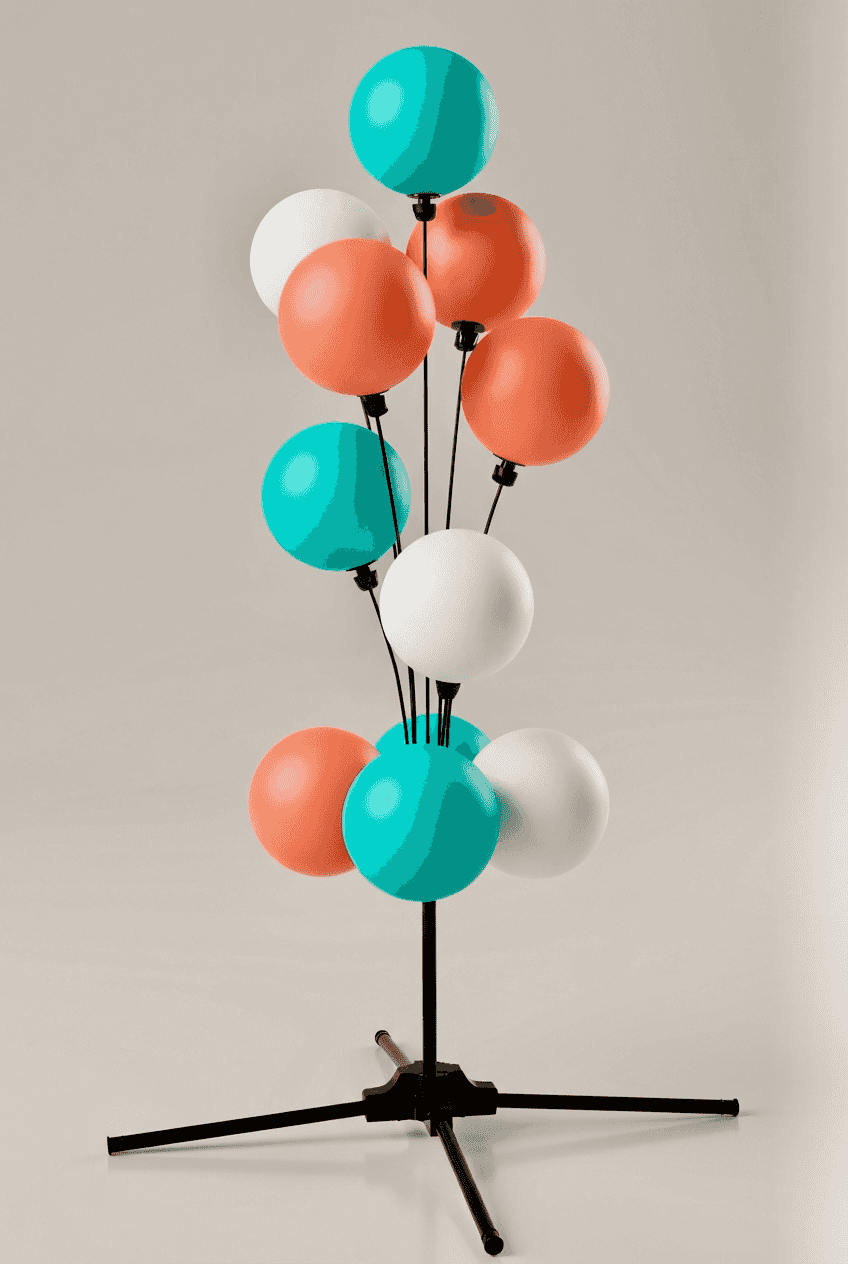 Värikäs pallosuihkulähde pöytäkoristeena