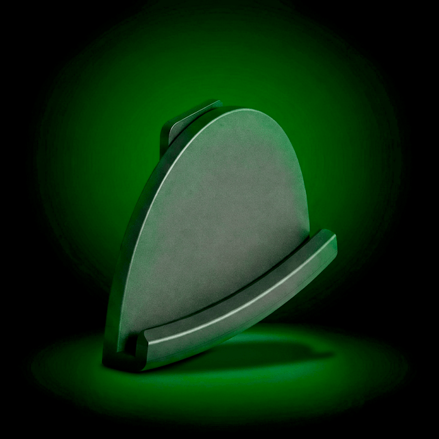 PilaMania Disc Clip in transparent polycarbonate — for mounting signage boards and discs at any position in the frame system