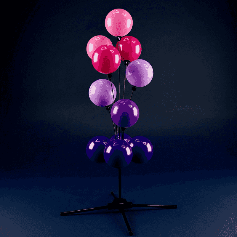 PilaMania balloon fountain with signing board