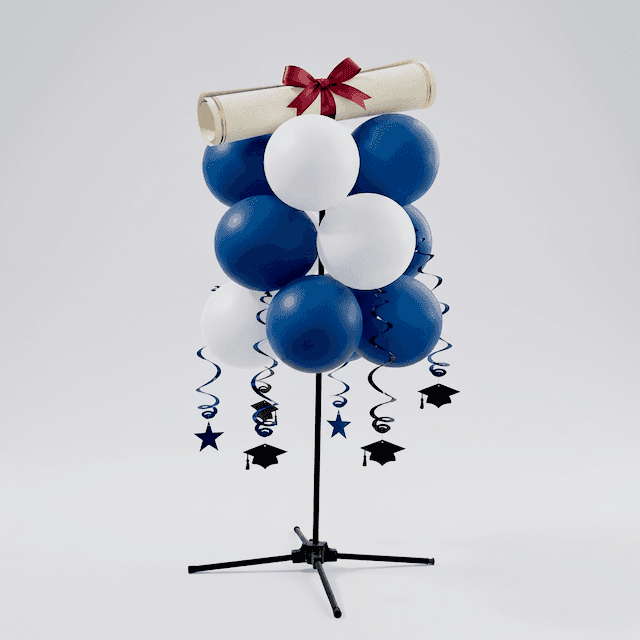 PilaMania standing balloon cluster with gold number 2025 as topper for graduation ceremony school year