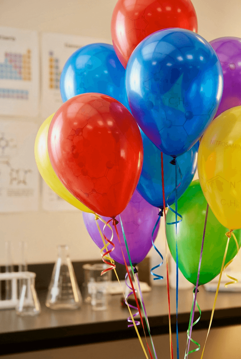 Warning about the health risks of balloons